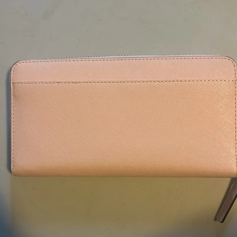 Kate Spade Light Pink Saffiano Leather Continental Wallet W/ Gold Hardware - Picture 3 of 8